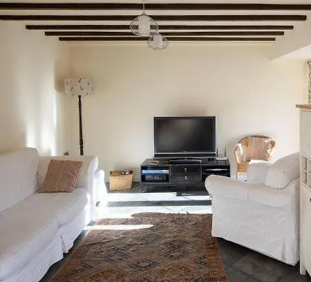 Cosy Cottages 2Brm *