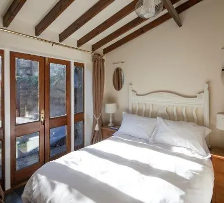 Cosy Cottages 2Brm *